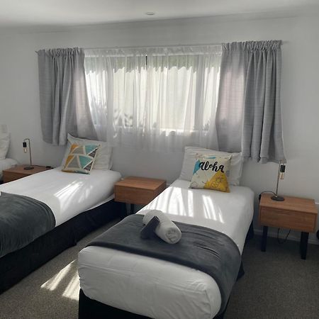 Fairway Motel & Apartments Wanaka Ngoại thất bức ảnh