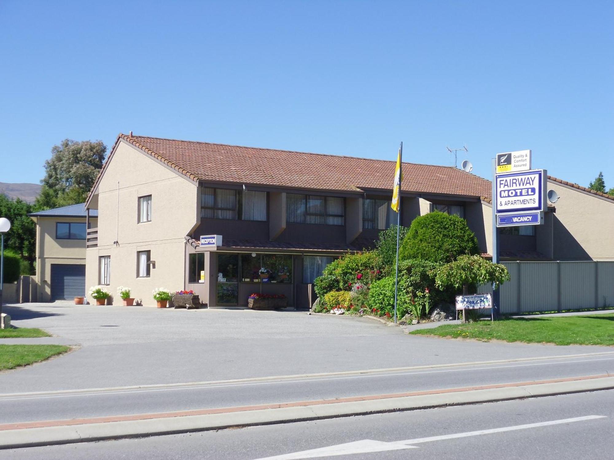 Fairway Motel & Apartments Wanaka Ngoại thất bức ảnh