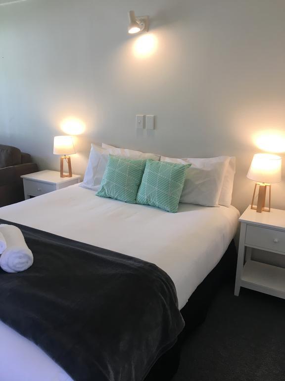 Fairway Motel & Apartments Wanaka Ngoại thất bức ảnh