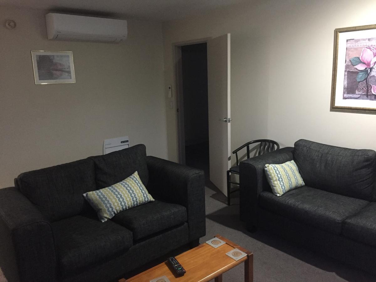 Fairway Motel & Apartments Wanaka Ngoại thất bức ảnh