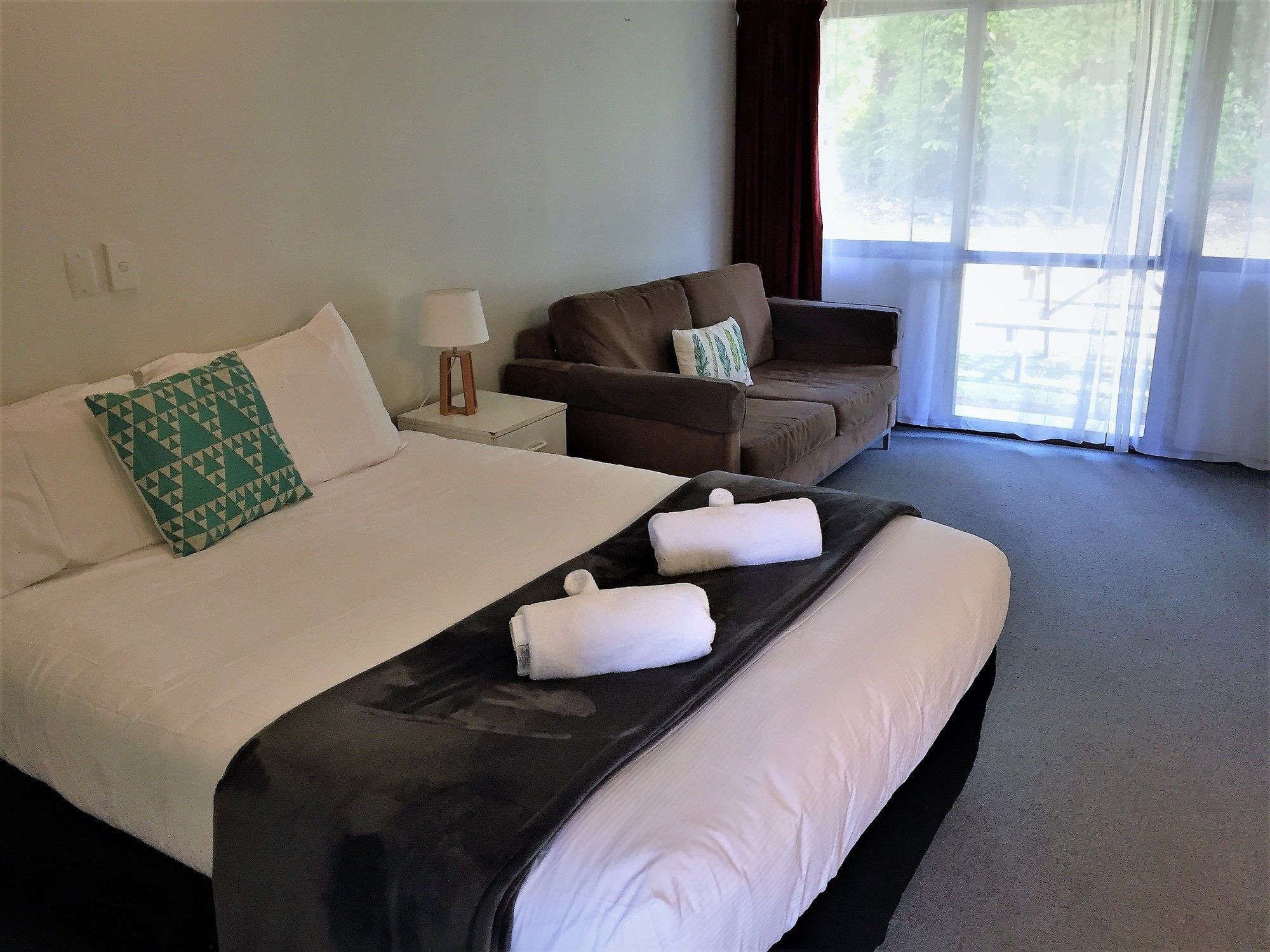 Fairway Motel & Apartments Wanaka Ngoại thất bức ảnh