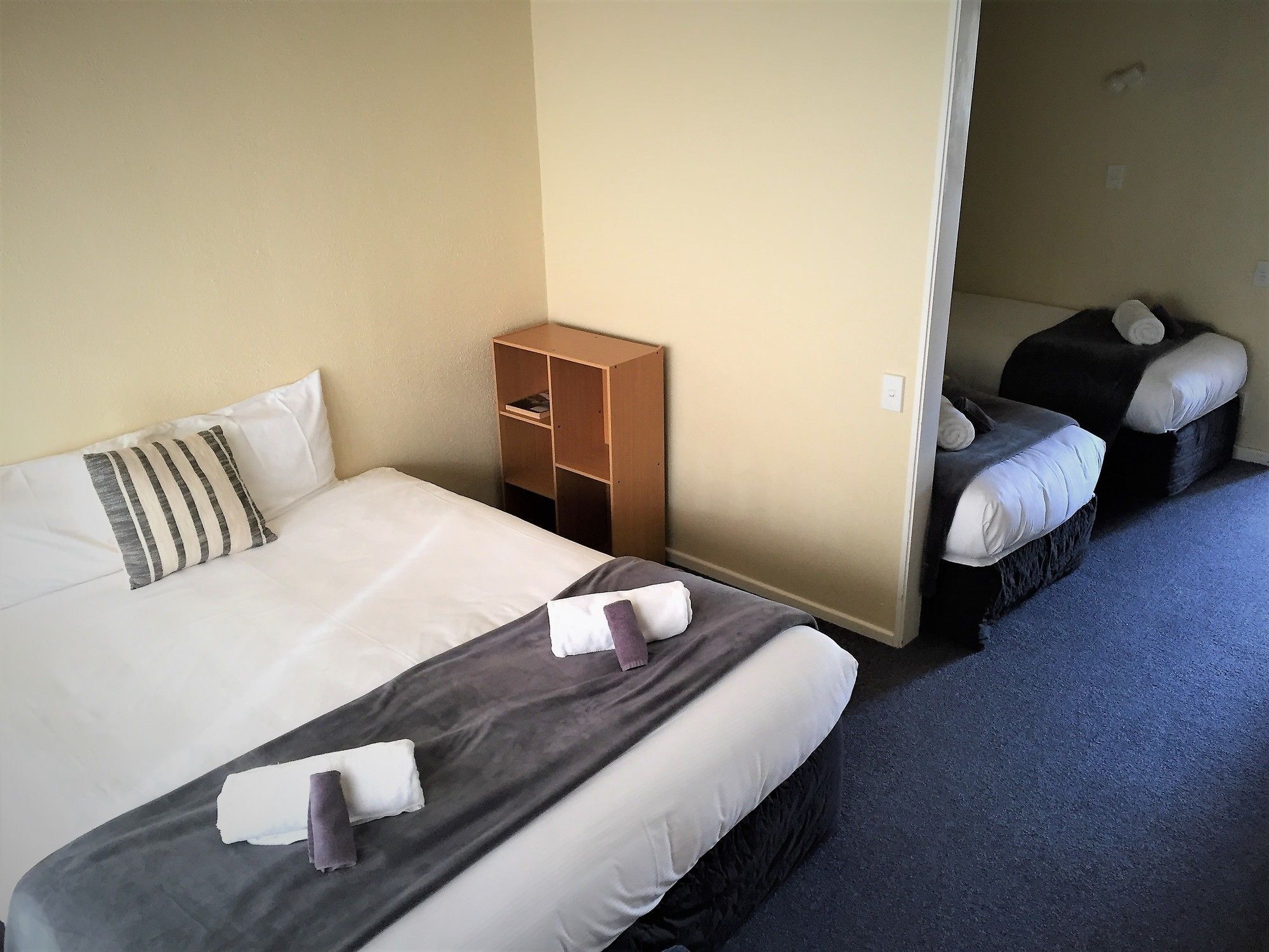Fairway Motel & Apartments Wanaka Ngoại thất bức ảnh