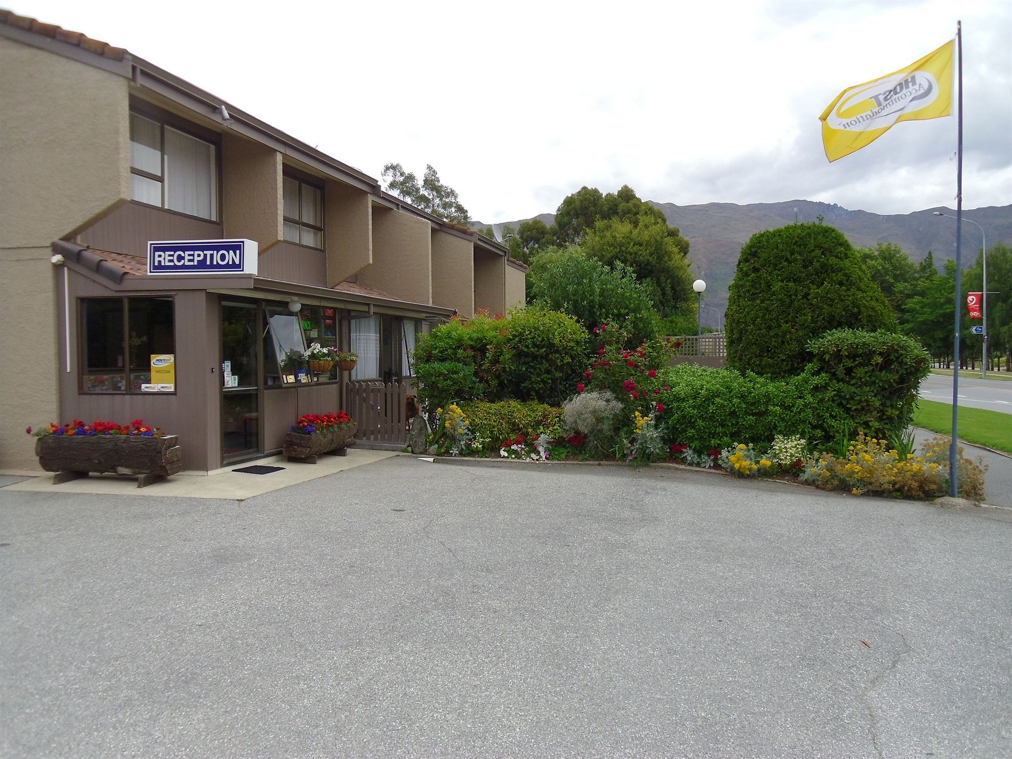 Fairway Motel & Apartments Wanaka Ngoại thất bức ảnh